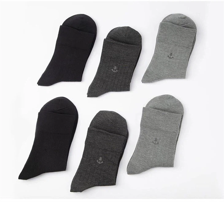 Antimicrobial socks